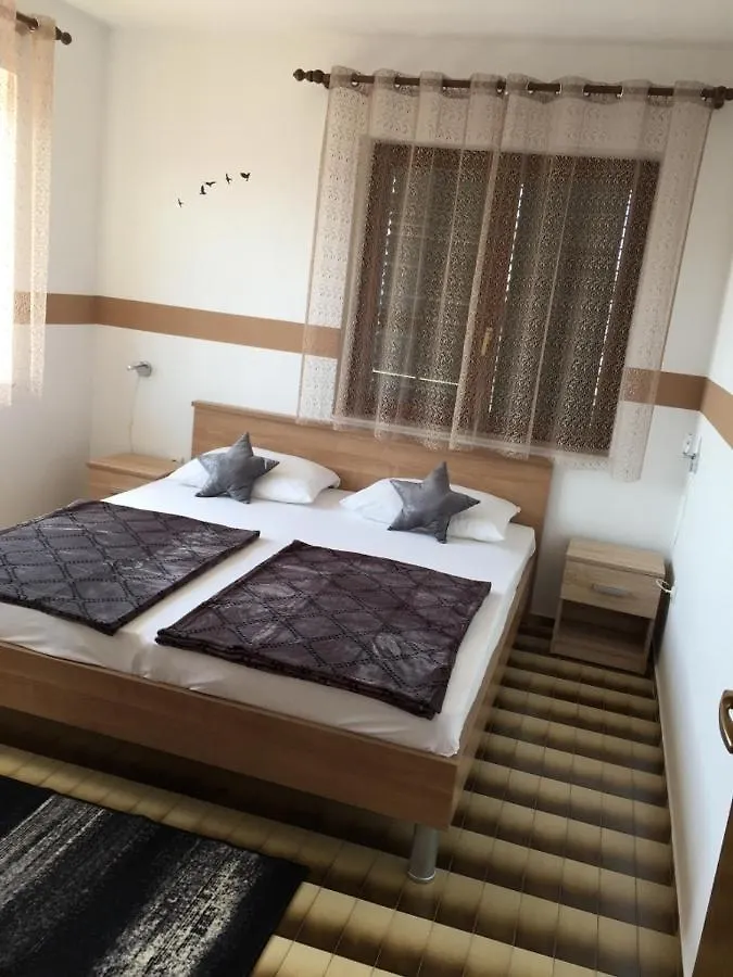 Apartment 627-1 Starigrad Paklenica